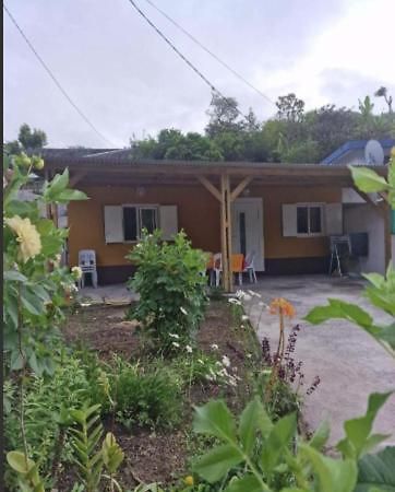 Vila Pomme De Pin Cilaos Exteriér fotografie